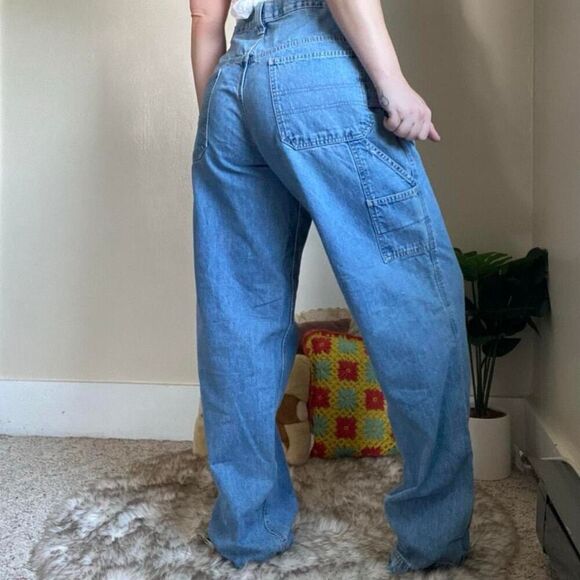 SOLD - Picture 2 of 8